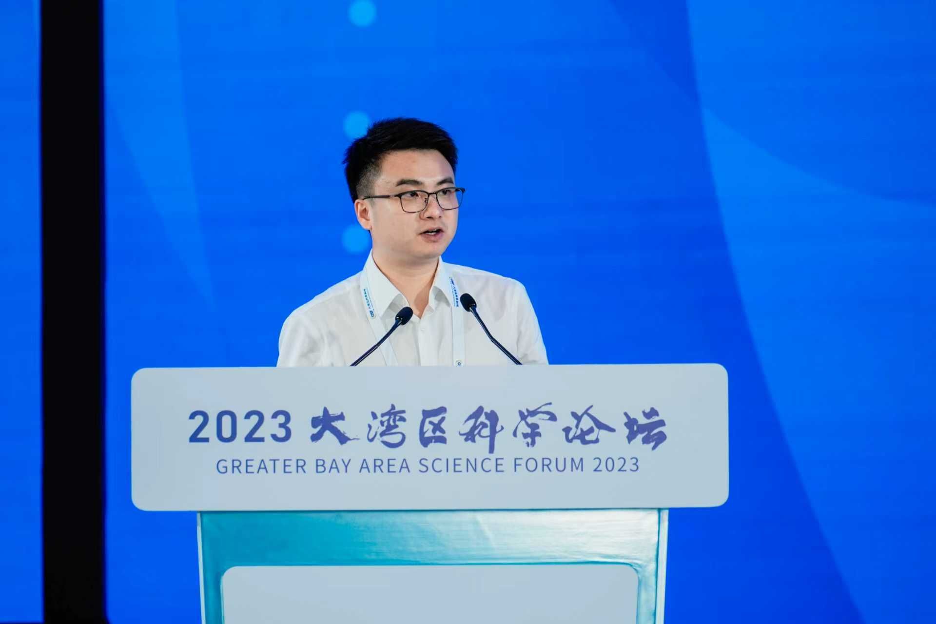 17737